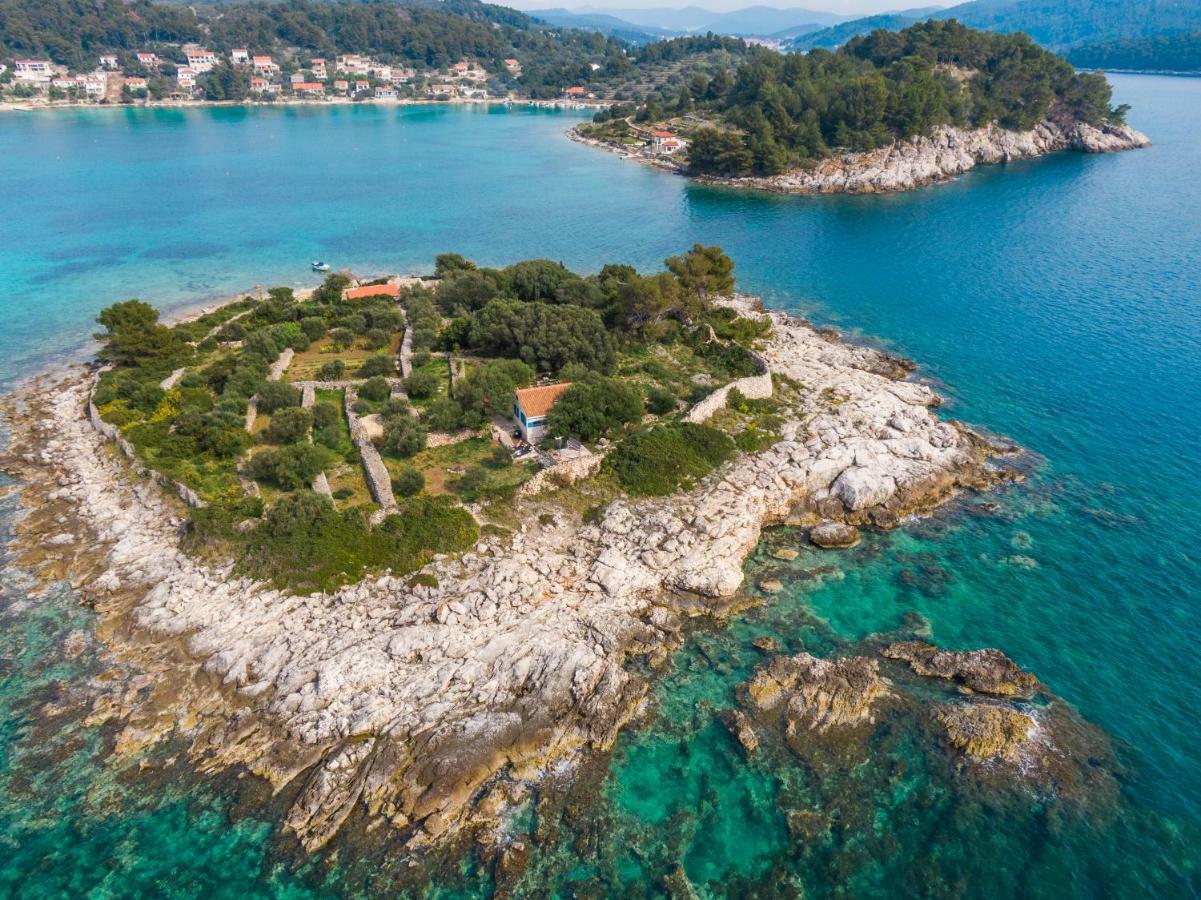 Romana Ferienhaus Vela Luka